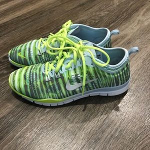 Women’s Nike Free Running Shoes